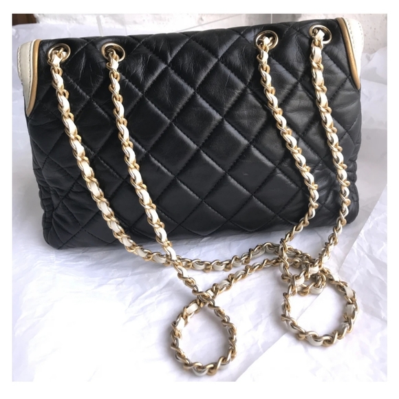 CHANEL flap bag - Picture 12 of 16